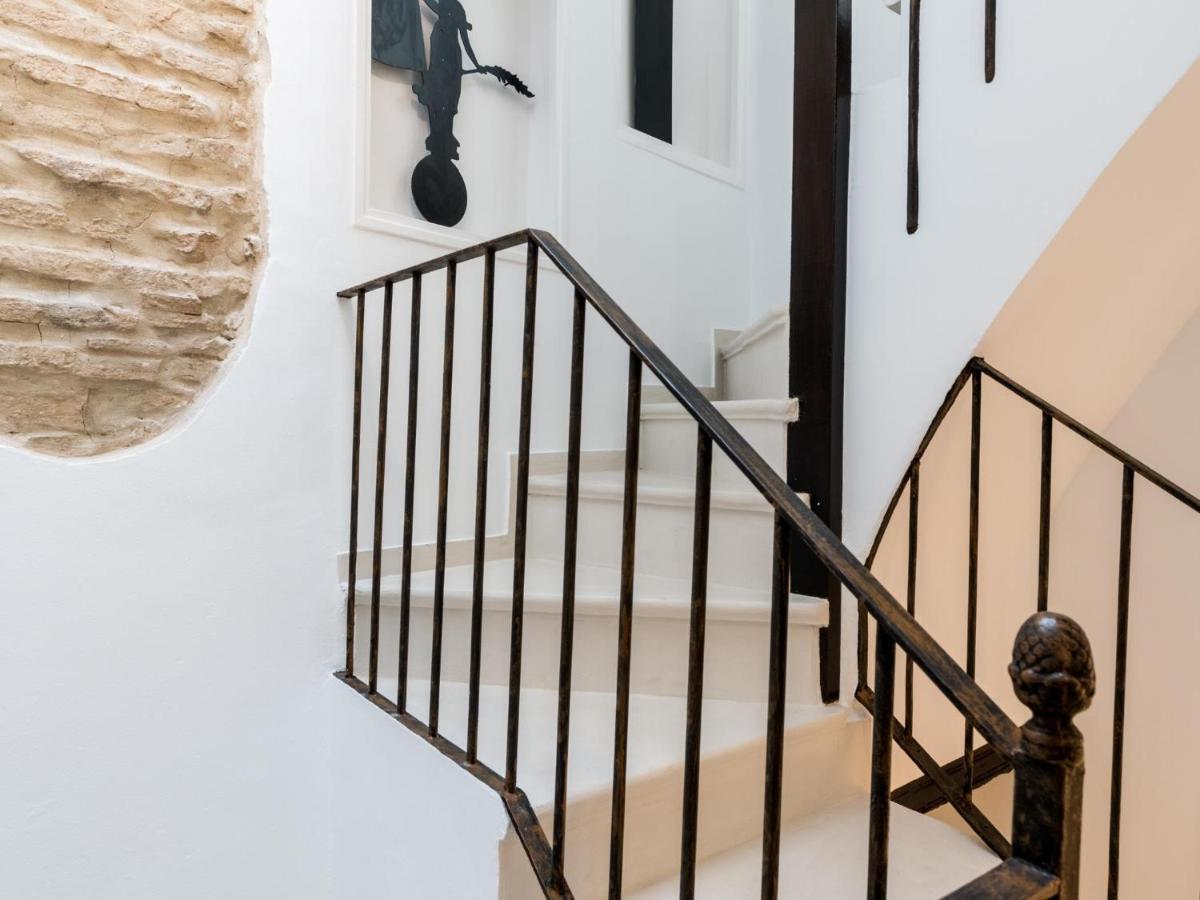 Unique Homes La Juderia Parking & Jacuzzi Sevilla Kültér fotó